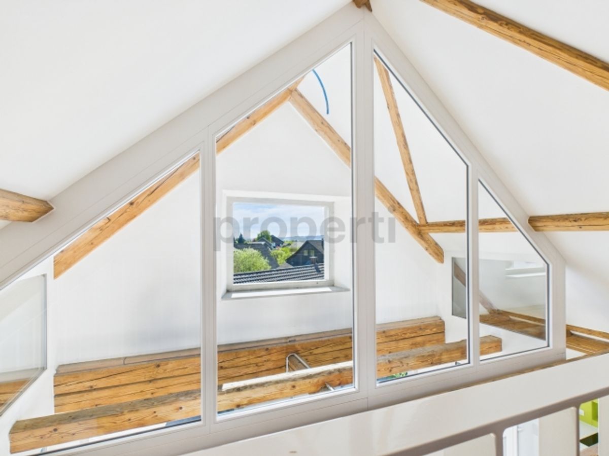 2.5 Zimmer Wohnung  ein einzigartiges Zuhause, das Geschichte und Moderne vereint - 8