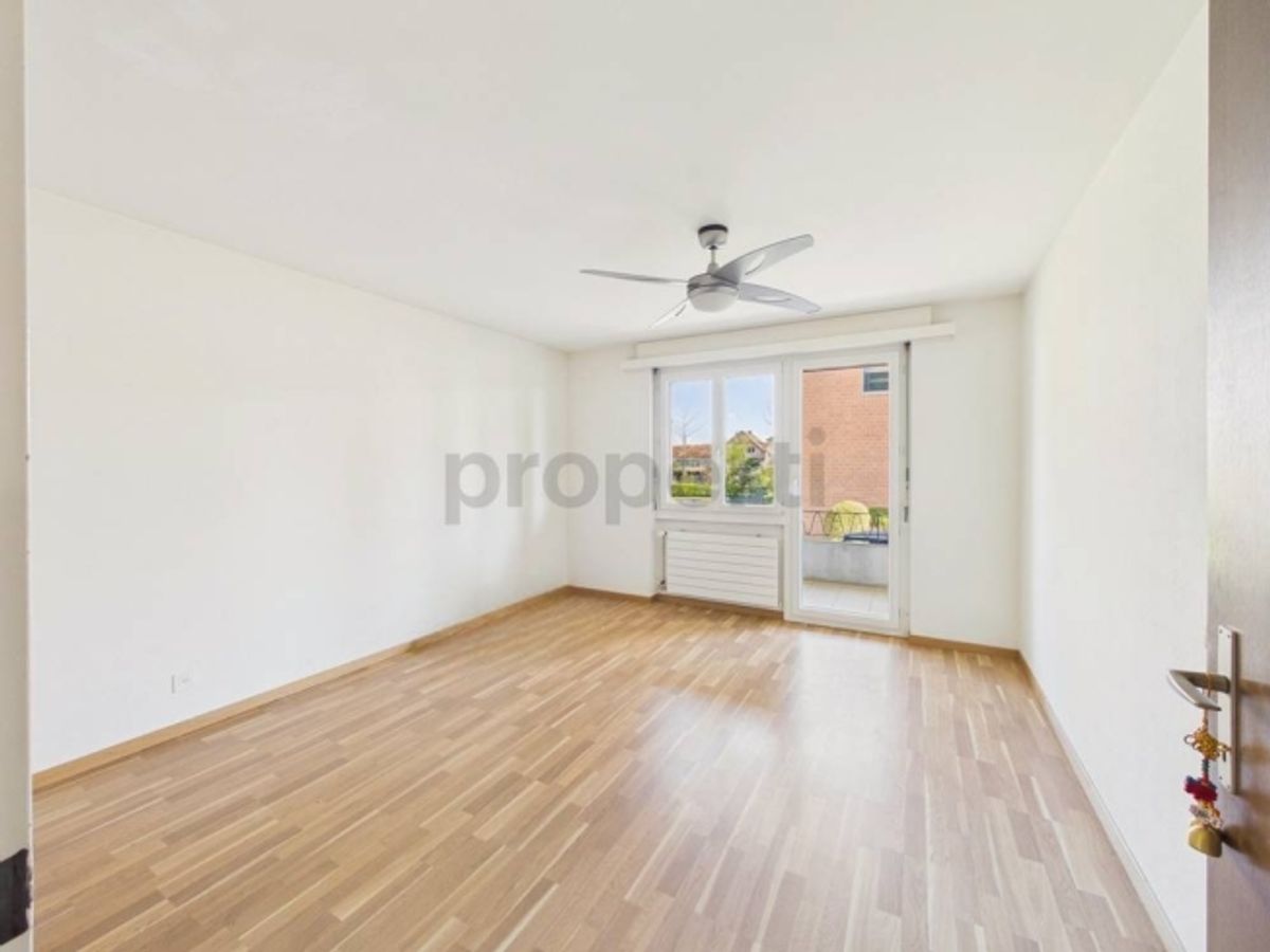 4.5-Zi.-Einfamilienhaus | Balkon, Doppelgarage und top Lage in Safnern - 8
