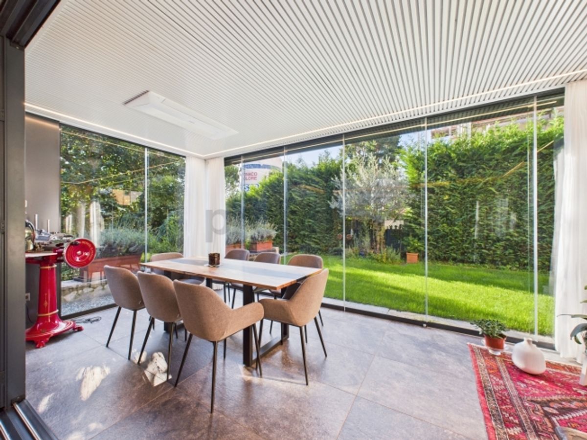Casa moderna con giardino, spa privata e tecnologia avanzata a Locarno - 10