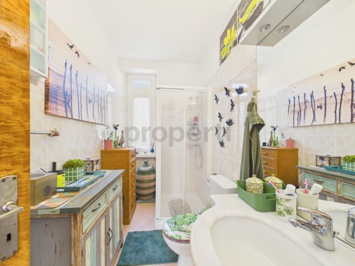 Elegante villa 8.5 locali con finiture di pregio e ampio box auto, Monteceneri - 9