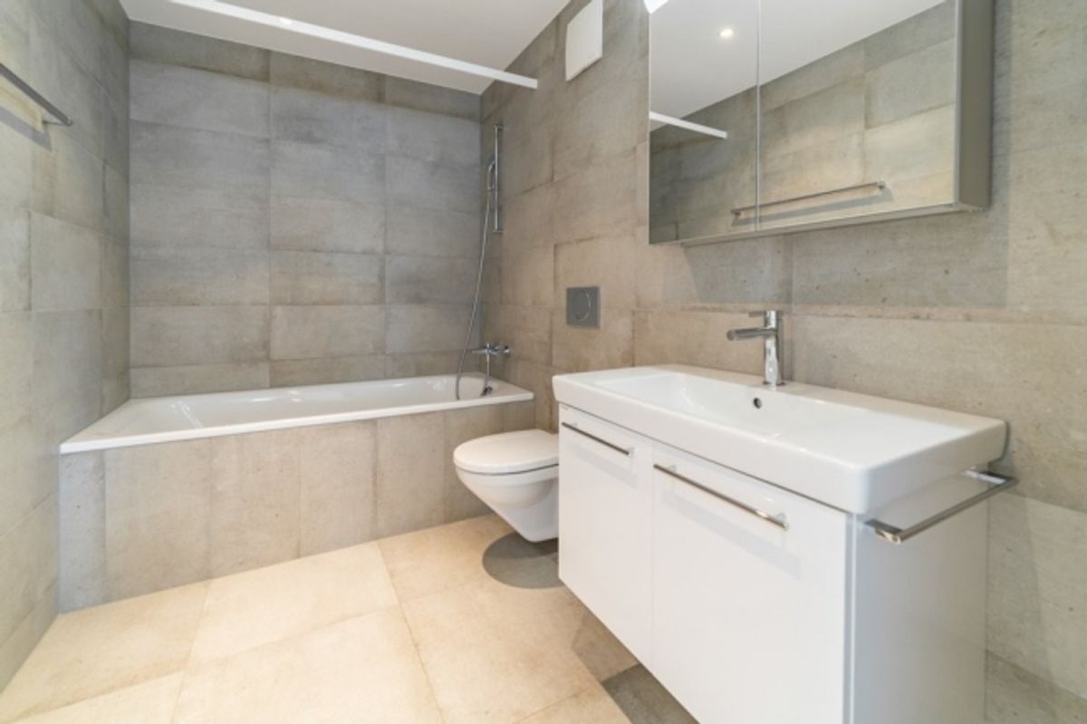 GEMÜTLICHE 3.5 ZIMMER-WOHNUNG IN HUTTWIL - 7