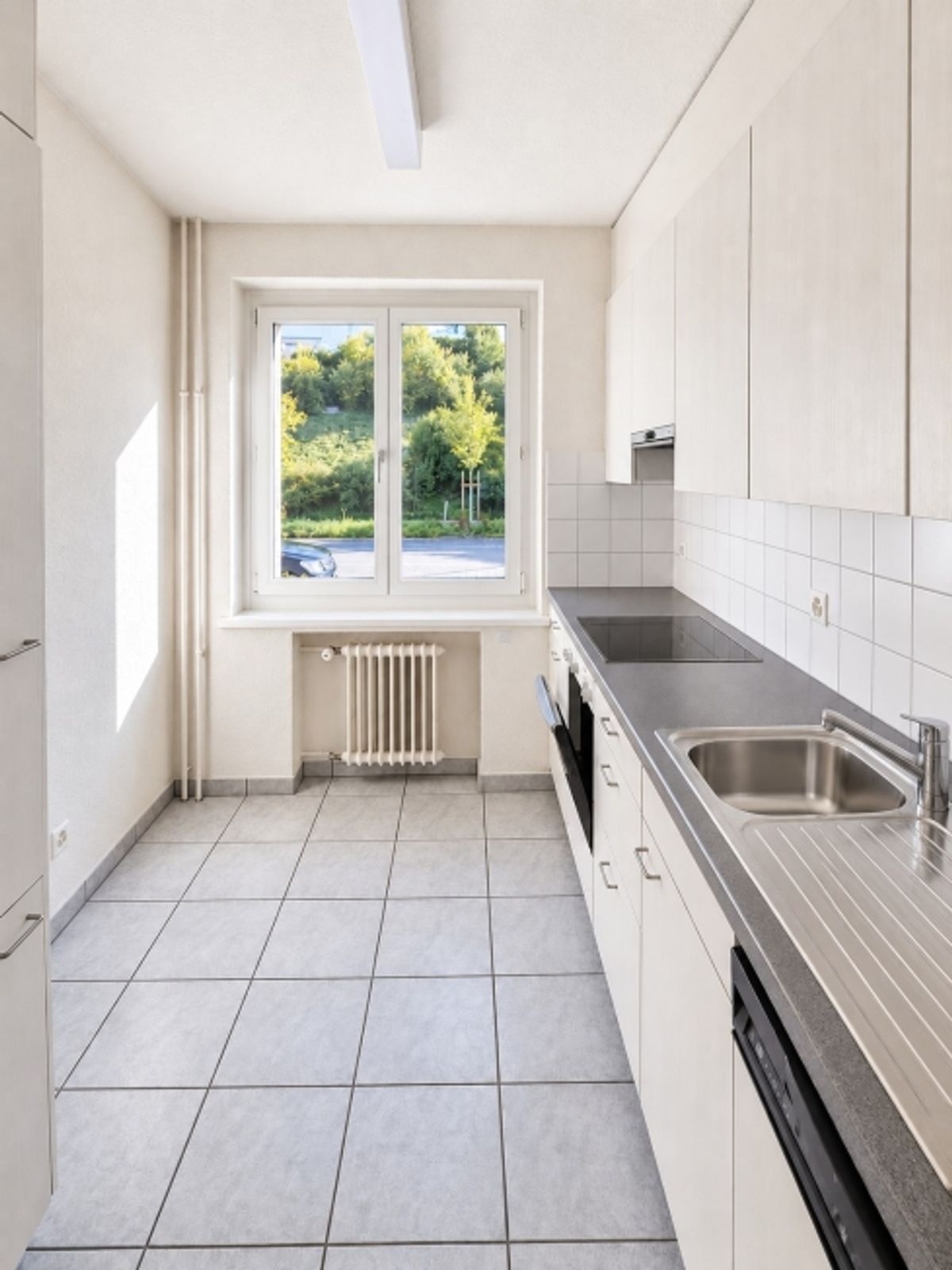 Zentrale 2-Zimmer-Wohnung in Zürich-Höngg (BEFRISTET)  stadtnah und naturnah wohnen - 3