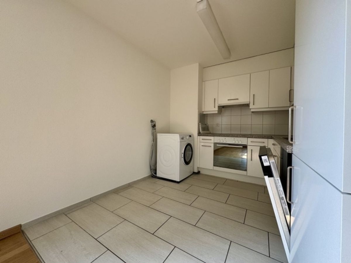 GEMÜTLICHE WOHNUNG IN STADTNÄHE -1x MIETZINS GESCHENKT - 5