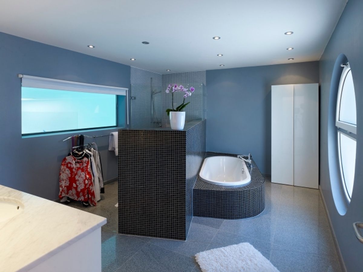 Exklusive Villa mit Hallenbad, Sauna und Garten auf dem exklusiven Wartenberg in Muttenz - 4