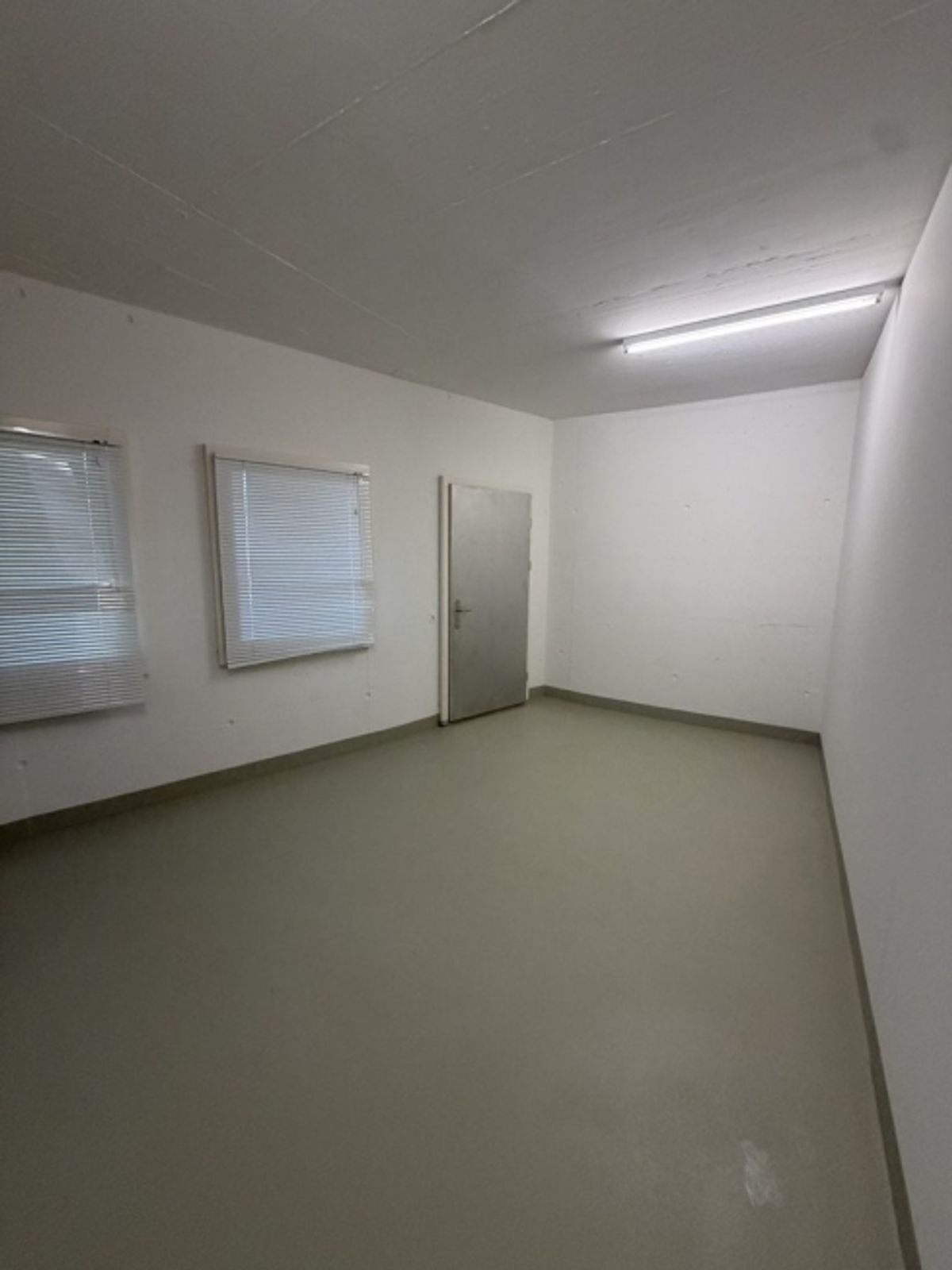 Disponibelraum in Dierikon zu vermieten - 2