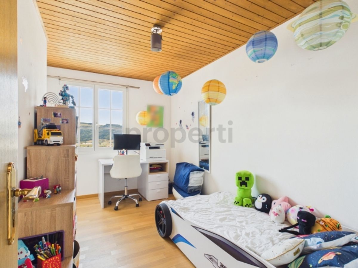 Stilvoll renoviertes Wohnglück mit sonnigem Balkon - 7