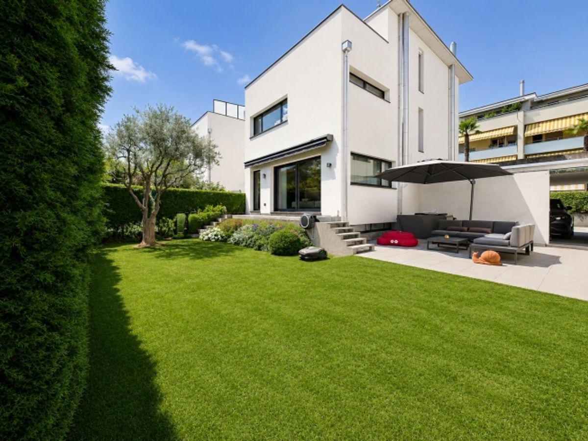 Villa moderna ad Ascona  Spazi generosi, giardino e terrazzi - 0