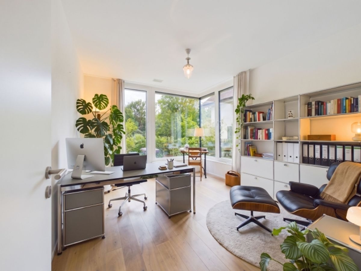 Exklusives Neubau-Einfamilienhaus in bester Lage von Binningen - 4