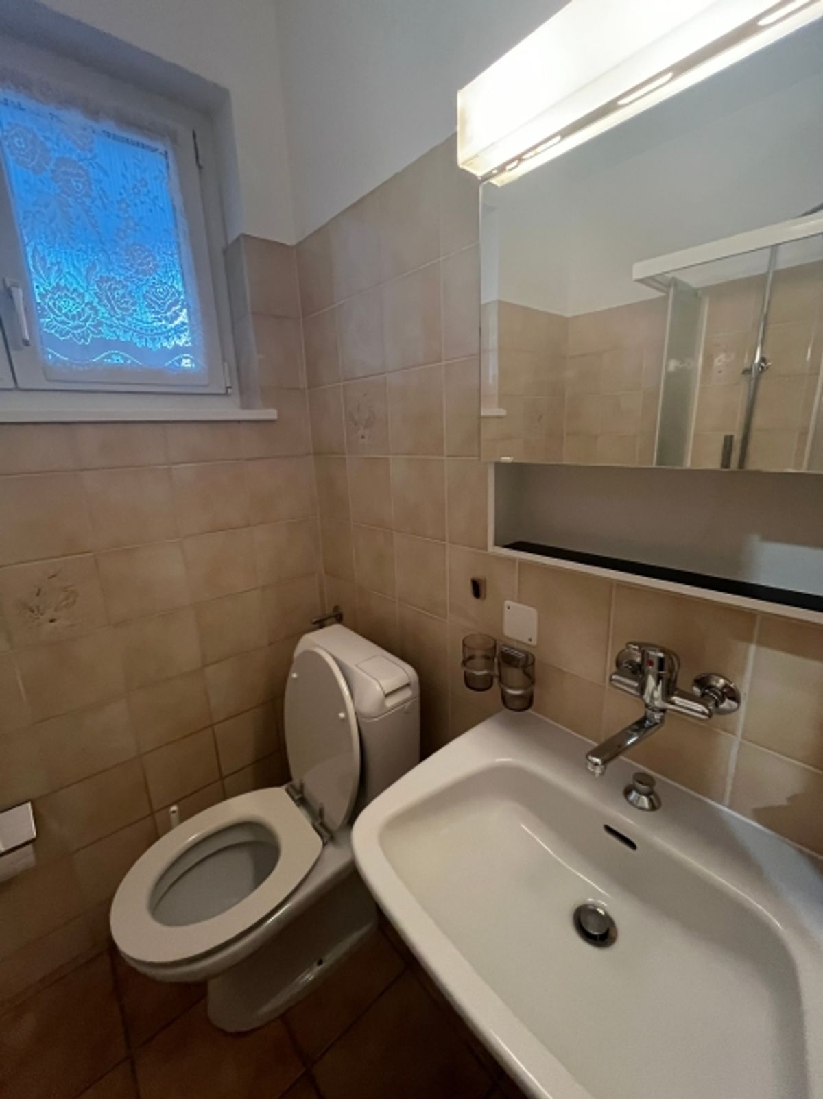 Ruhige 2,5-Zimmer-Wohnung in Agno / Zweitwohnsitz möglich  /Vendiamo anche in Residenza Secondaria Tranquillo appartamento di 2,5 locali ad Agno - 4
