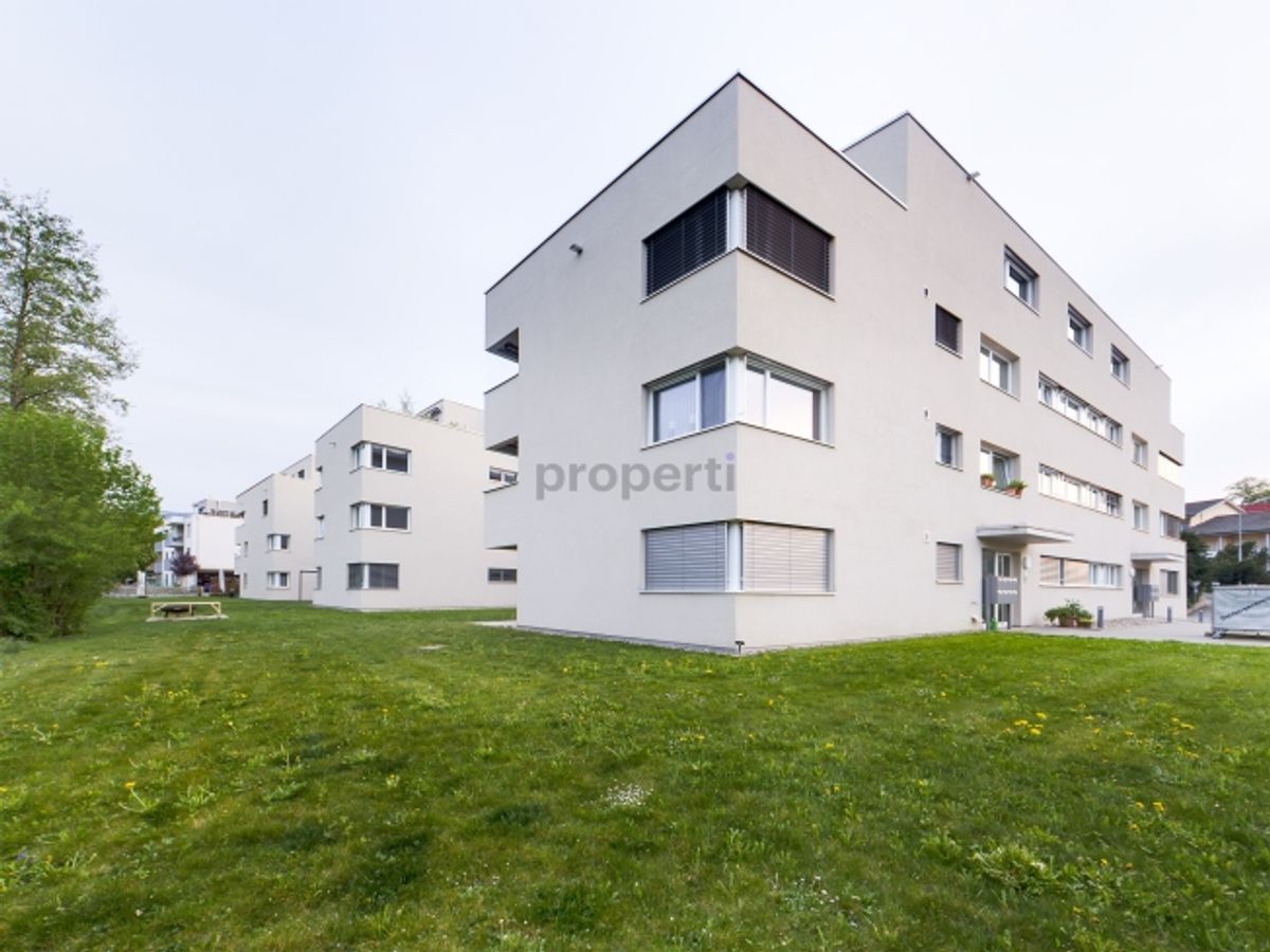 Einzigartige 4.5-Zimmer-Garten-Wohnung in Laufen, Kanton BL - 0