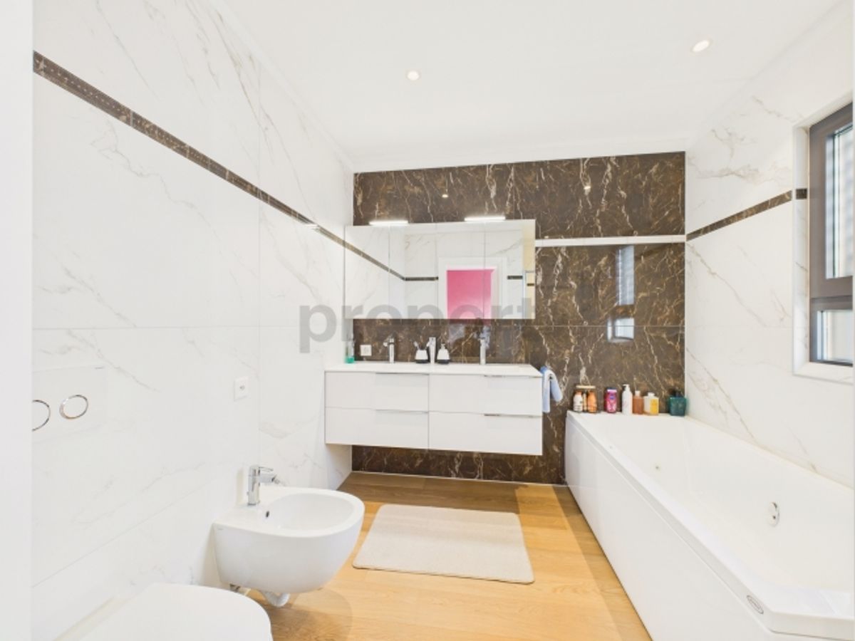 Moderna casa indipendente 8 locali con ampio parcheggio, Cadempino - 8