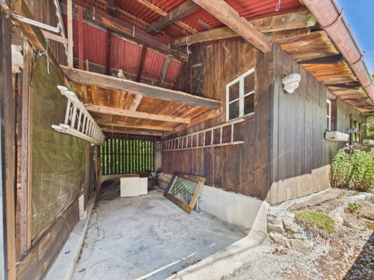 Maison villageoise de 3 appartements (2x 3.5 pces et 1x 2.5 pces) au calme absolu - 9