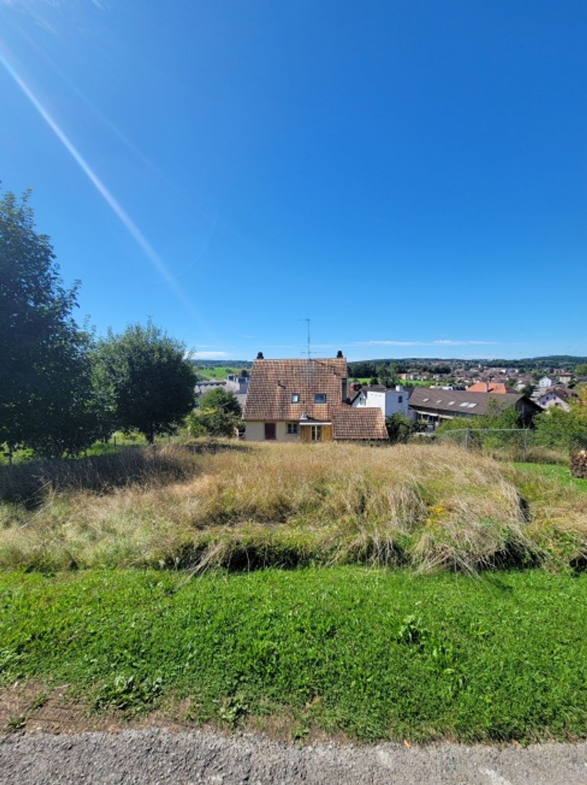 Opportunité  Petit Immeuble de rendement + parcelle constructible avec plans villa disponibles - 0