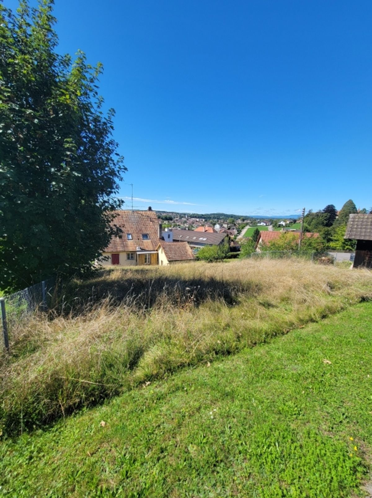 Opportunité  Petit Immeuble de rendement + parcelle constructible avec plans villa disponibles - 3
