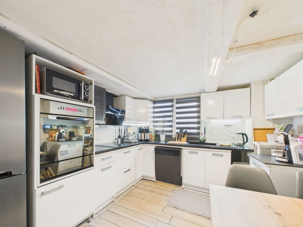 Charmantes 5.5-Zimmer-Reihenhaus mit viel Platz für die Familie - 8