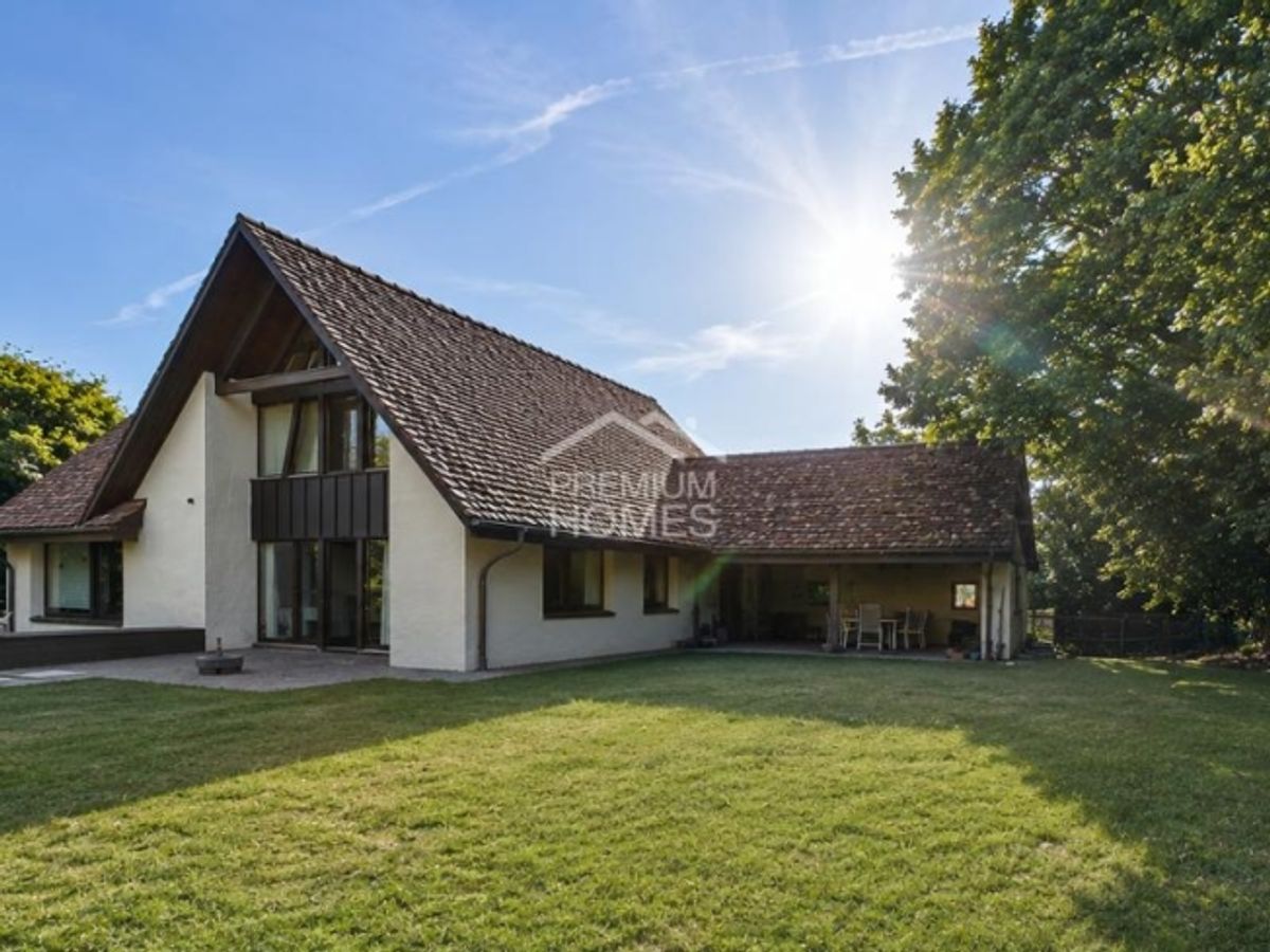 Majestätisches Landhaus mit Einliegerwohnung - 0
