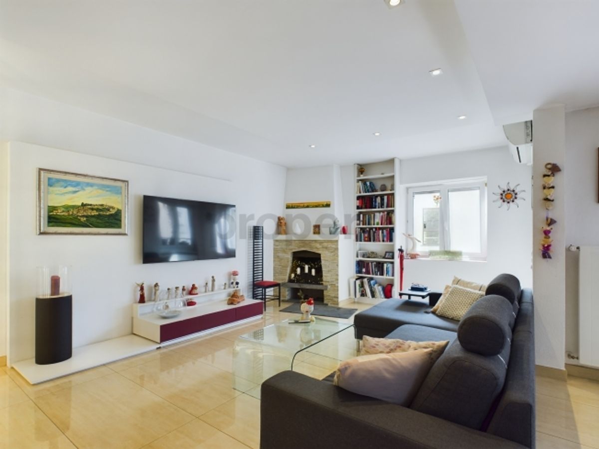Eccezionale appartamento di 4,5 locali a Breganzona / Außergewöhnliche 4,5-Zimmer-Wohnung in Breganzona - 1