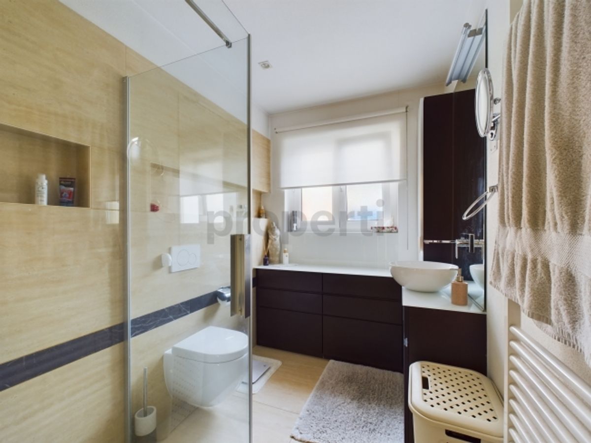 Eccezionale appartamento di 4,5 locali a Breganzona / Außergewöhnliche 4,5-Zimmer-Wohnung in Breganzona - 8