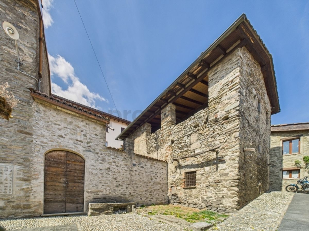 Rustico da ristrutturare nel cuore di Torricella/Con splendida vista sui paesi e sulle montagne Ottimo investimento - 4