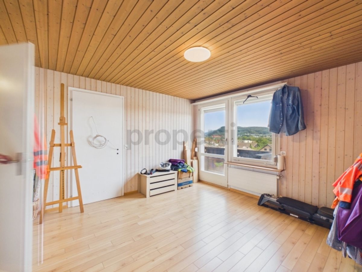 Charmantes Haus im Chalet-Stil, von Natur umgeben und mit schöner Aussicht - 5