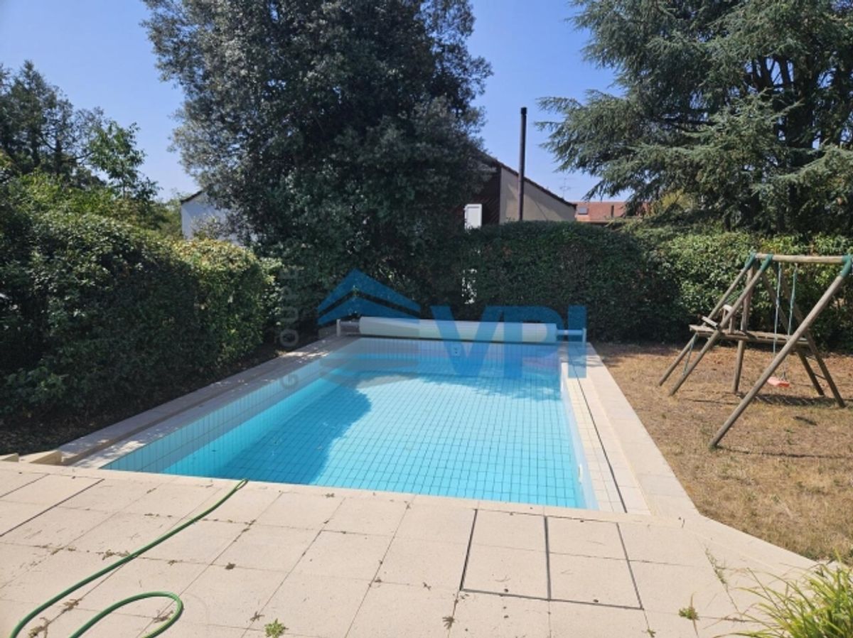 Einstehendes Haus mit Pool in Seznove Bernex - 3