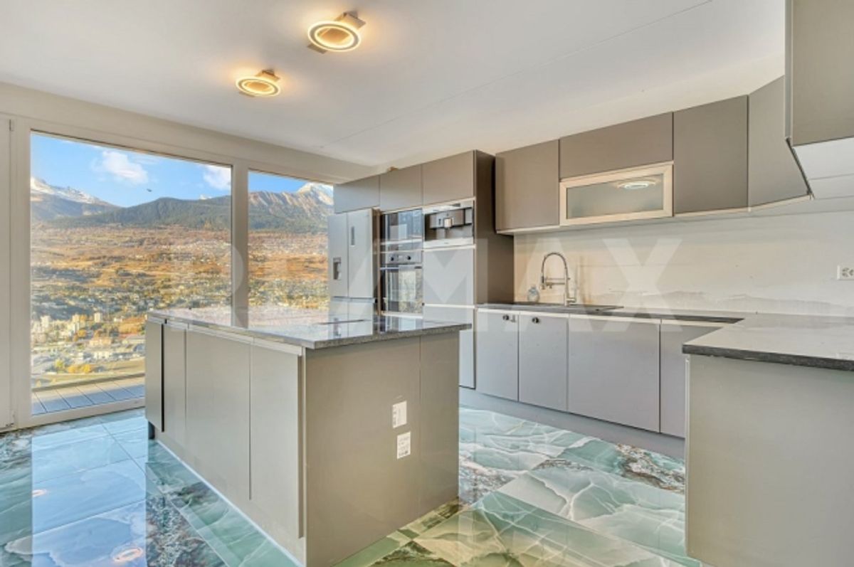 Neue Villa 2025 | Duplex 4,5p 151 m² verglaste Terrasse | Blick auf die Rhônetal-Höhen von Sion - 5