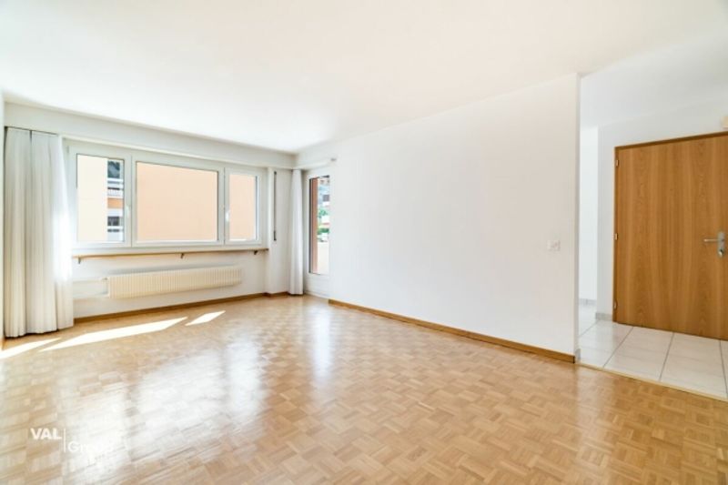 Zentrale 3.5-Zimmer-Wohnung mit Balkon in Visp - 4
