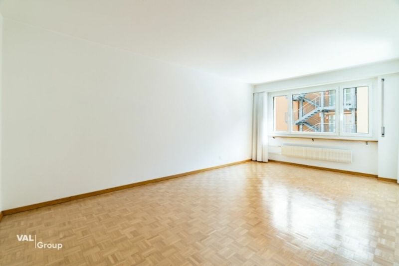 Zentrale 3.5-Zimmer-Wohnung mit Balkon in Visp - 6