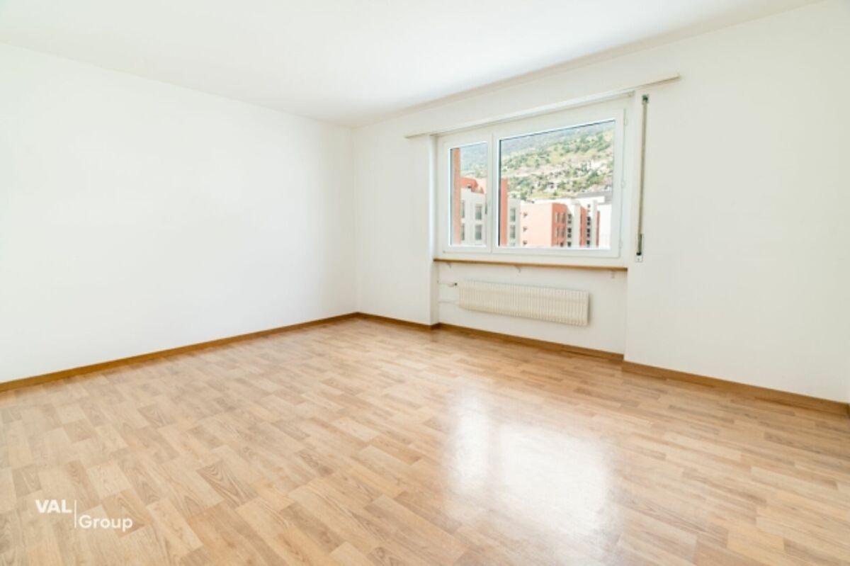Zentrale 3.5-Zimmer-Wohnung mit Balkon in Visp - 8
