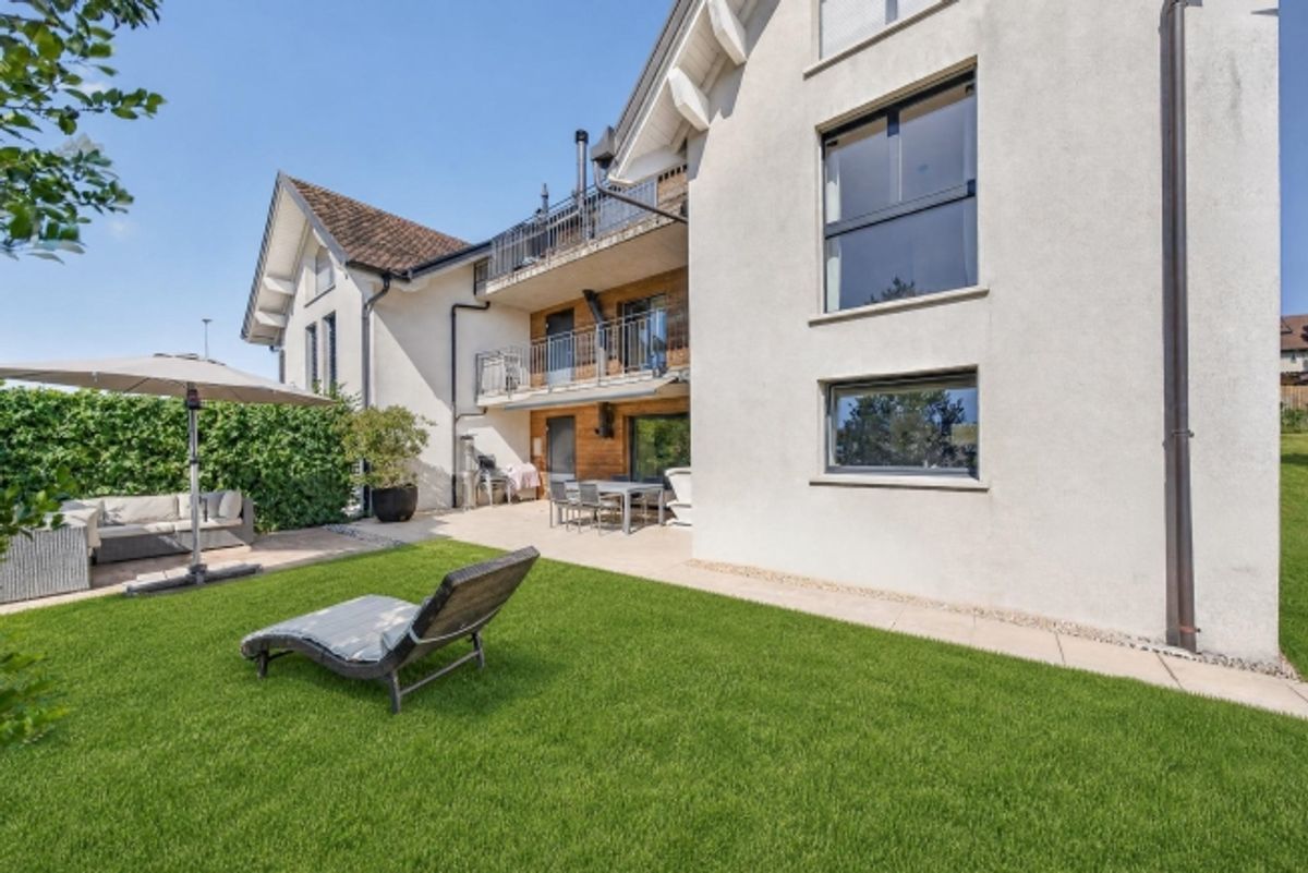 4,5-Zimmer-Wohnung mit privatem Garten in Morrens - 1