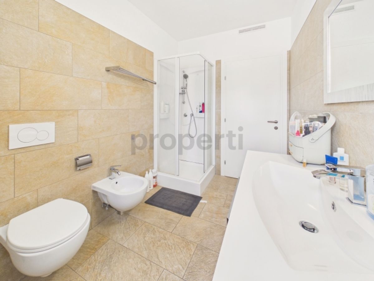 Elegante appartamento di 4.5 locali a Bellinzona con terrazza di 30 mq - 6