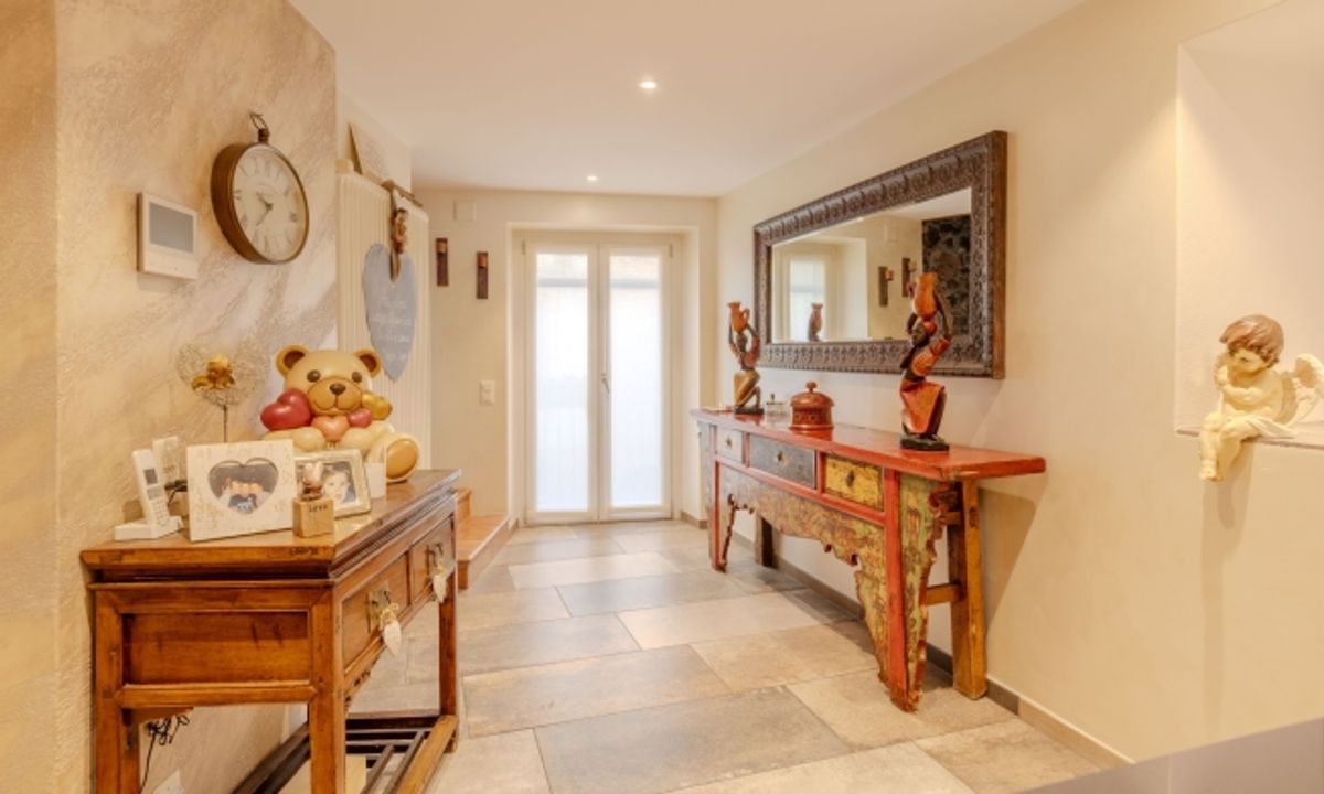Spaziosa casa indipendente 5.5 locali a Melide - 3