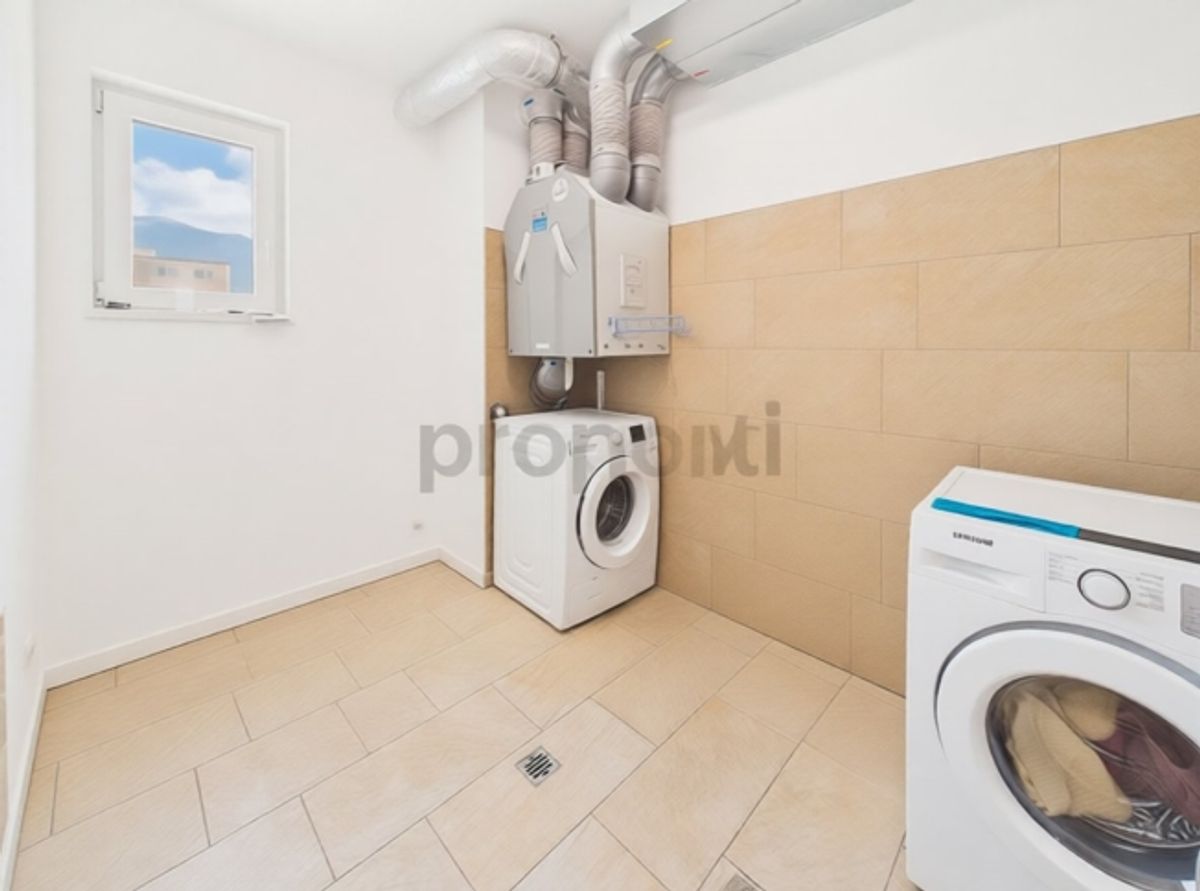 Elegante appartamento di 4.5 locali a Bellinzona con terrazza di 30 mq - 11