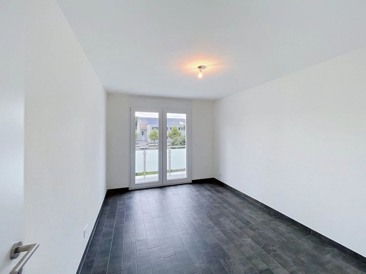 Geräumige Villa mit 5,5 Zimmern und Terrasse und Garten - 8
