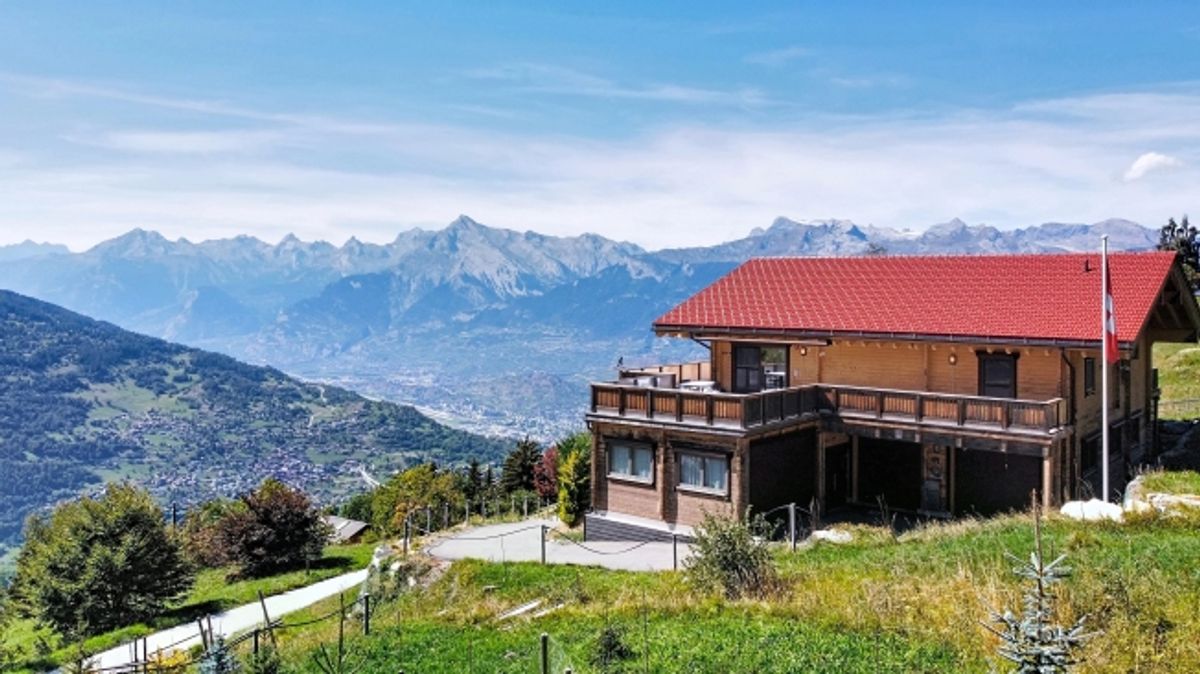 Außergewöhnliches Chalet im Herzen der Walliser Alpen - 0