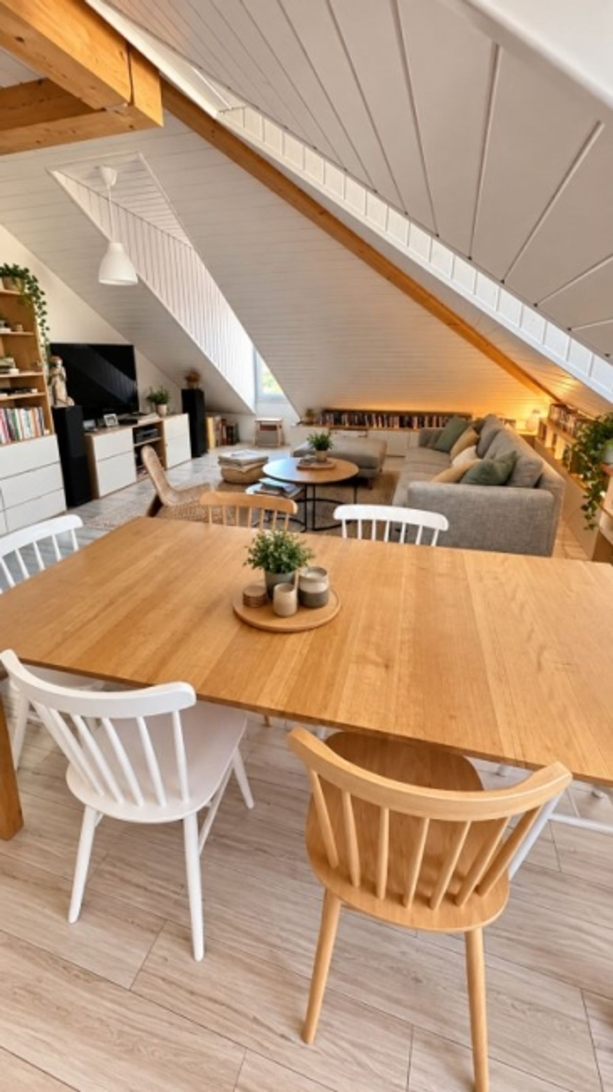 Wunderschöne und geräumige 4,5-Zimmer-Dachwohnung im Zentrum von Orbe - 5