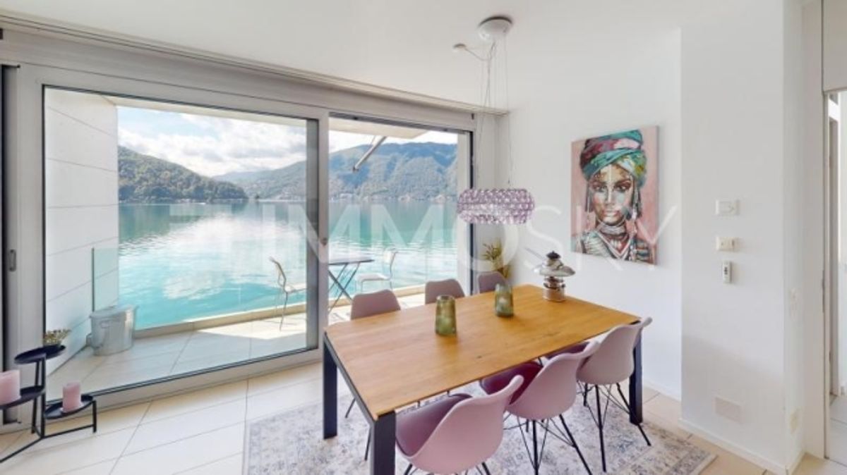 Elegante Villa in Bissone mit direktem Zugang zum Luganosee - 2