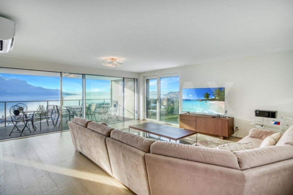 Luxuriöse 5,5-Zimmer-Wohnung von 148 m² mit spektakulärer Aussicht - 1