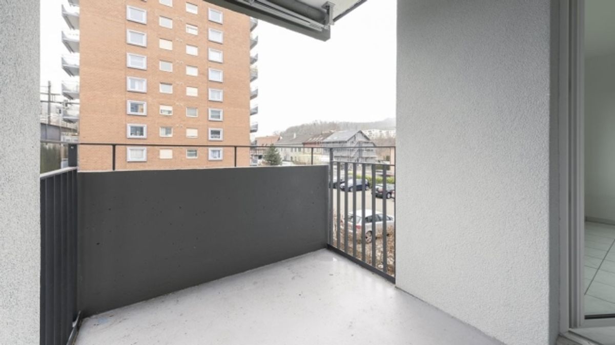 GUT ERSCHLOSSENE WOHNUNG IN OLTEN - 10
