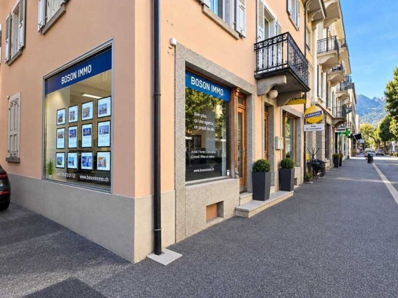 Surface commerciale à remettre – Emplacement premium à Martigny - 6