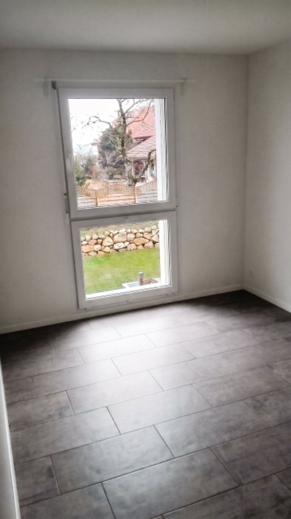 Appartement lumineux de 2,5 pièces avec balcon - 4