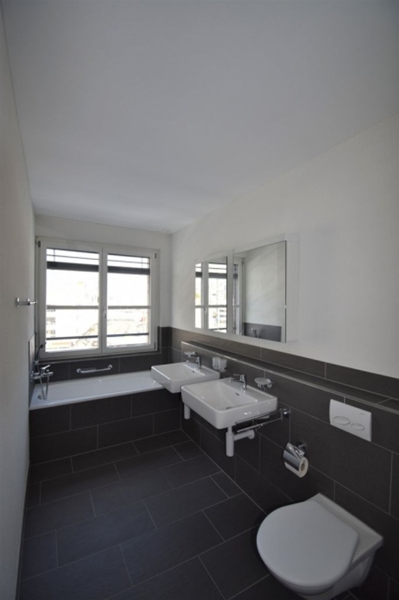 Grosszügige und moderne 4.5 Zimmer-Wohnung - 4
