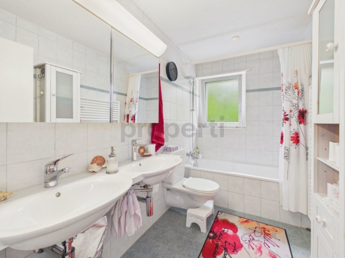 Lichdurchflutete Wohnung mit viel Platz und Weitsicht - 9