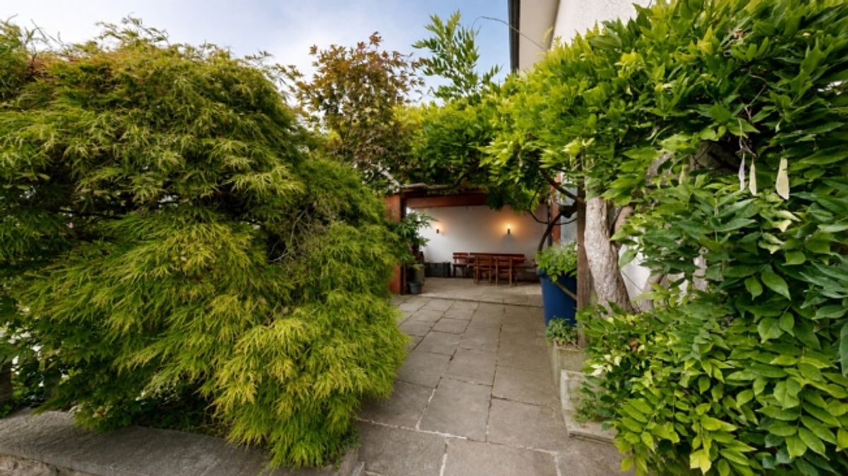 Familienfreundliches 7-Zimmer-Einfamilienhaus mit grosszügigem Umschwung - 7