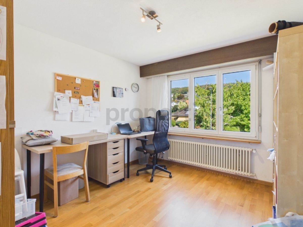 Gemütliches Wohnen mit zwei schönen Balkonen, herrlicher Aussicht und inklusive einem Hobbyraum - 6