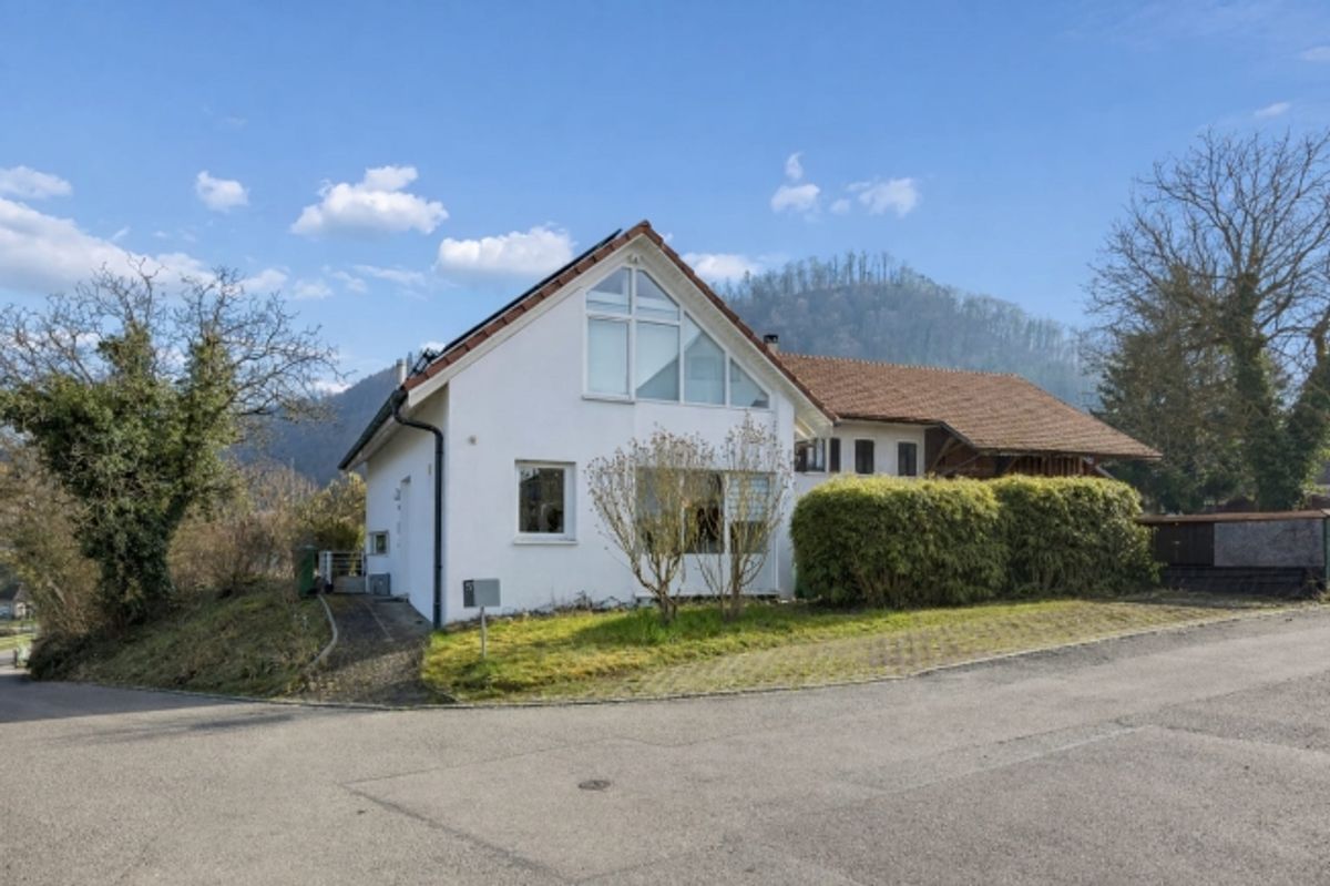 Ihr neues Zuhause ruhig gelegen, grosszügig und voller Möglichkeiten! - 0