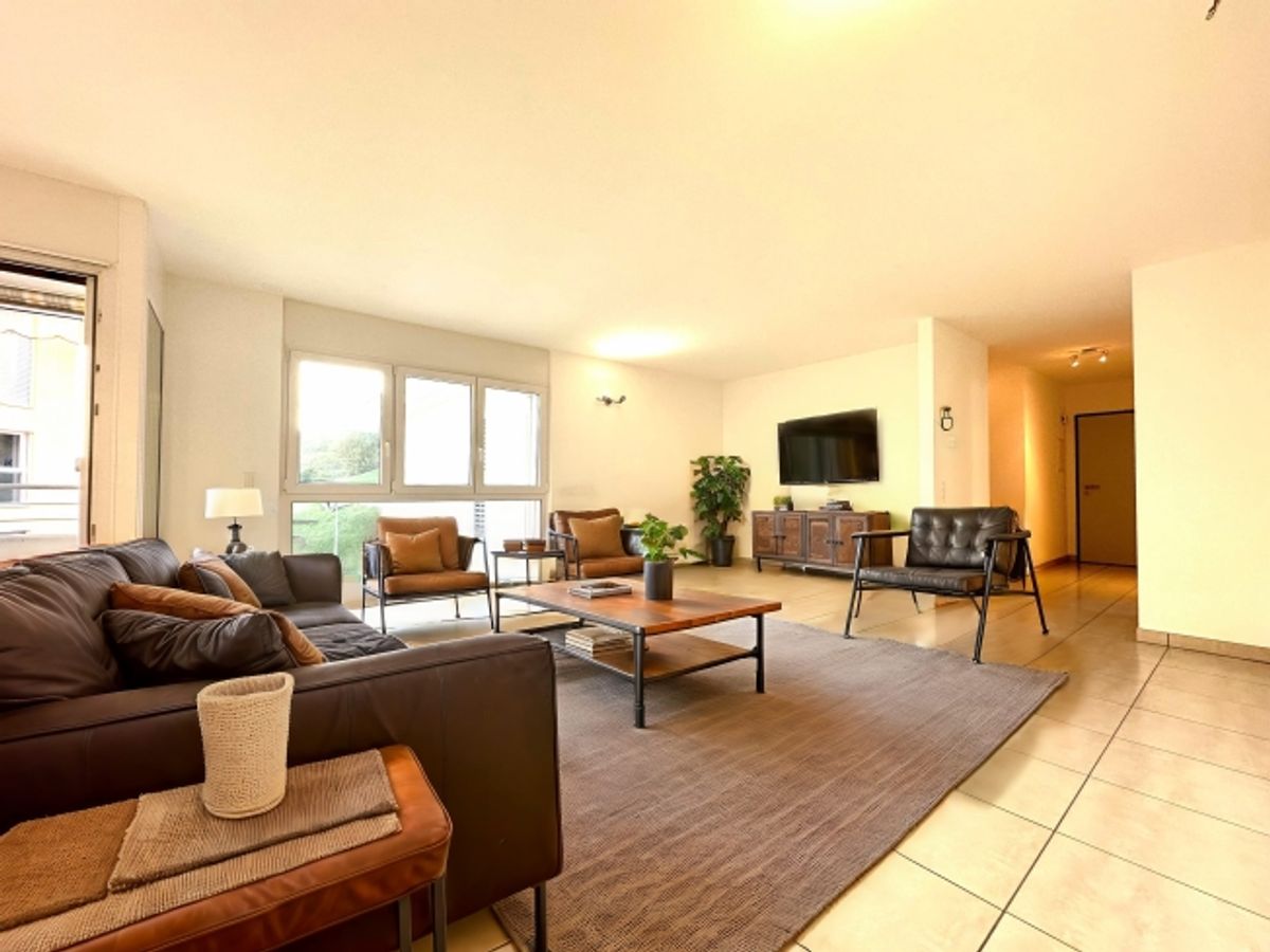 Elegante appartamento 4.5 locali con dotazioni moderne a Castel San Pietro - 0