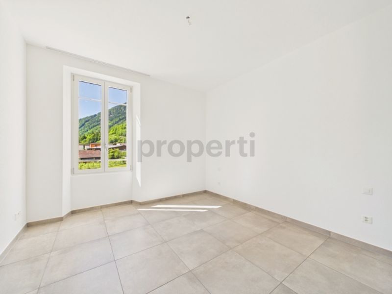 Palazzina a reddito con terreno disponibile edificabile R3 - 4