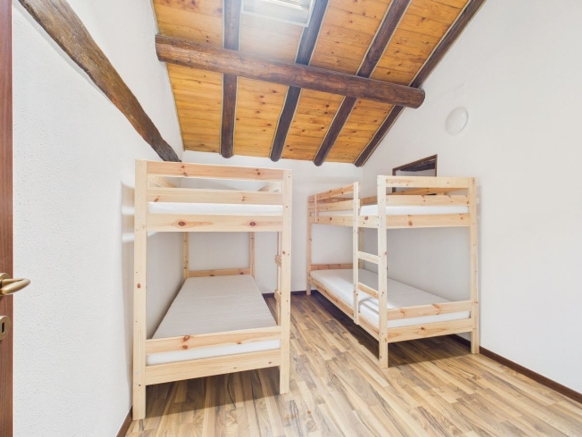 Sogno abitativo a Breggia, TI Moderna casa unifamiliare con 5 stanze - 8