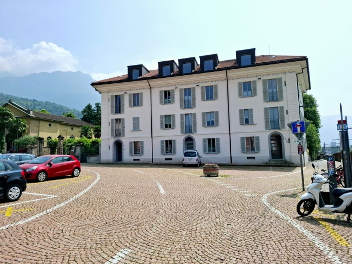 Moderno appartamento cittadino a Bellinzona, TI - 0